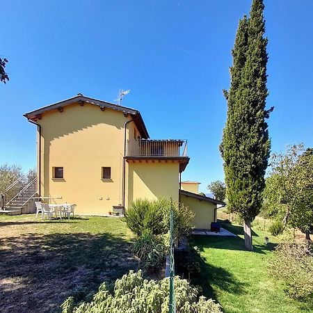 Вилла Casa Giulia Реджелло Экстерьер фото
